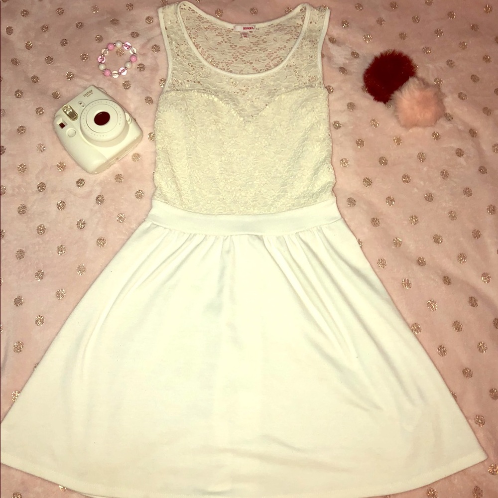 It’s a formal dress its lace from🔝and a skirt ⬇️
